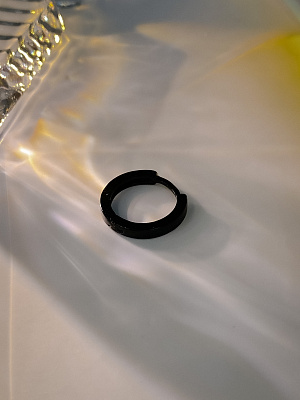 Серебряная моносерьга "Black", 15 мм