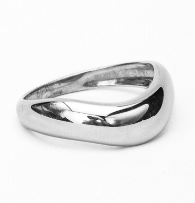   Серебряное дутое кольцо "Волна"